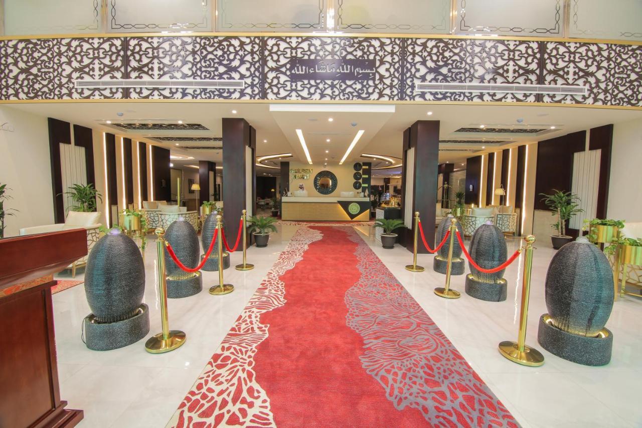 فندق Golden Night 3*